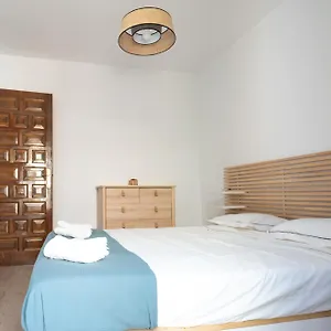  Apartamento Lovely 1- Bedroom With Pool, Close To The